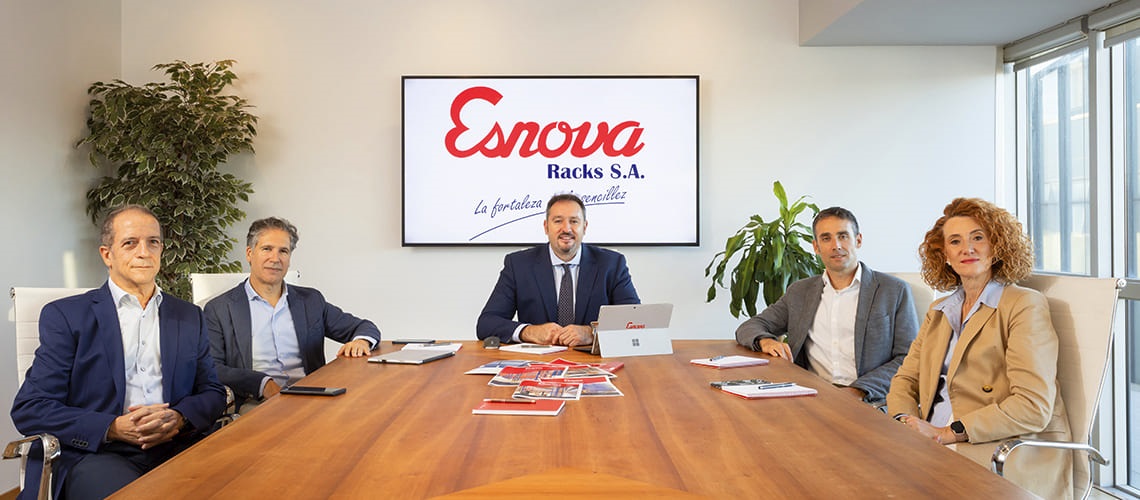 Equipo directivo Esnova Racks